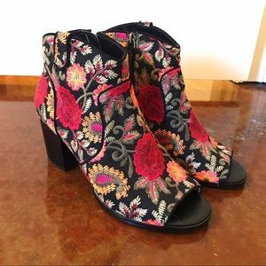 Crown Vintage Booties